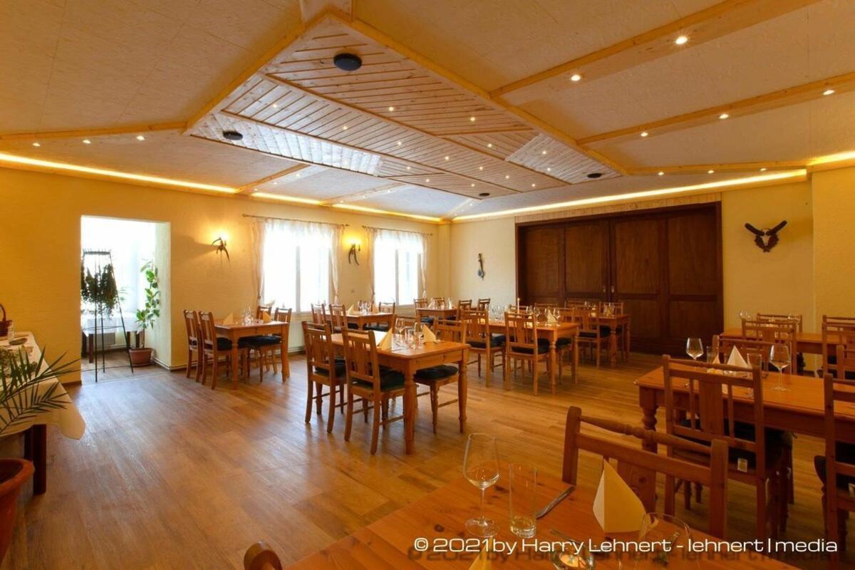 Kraeuterbaude Hotel Saupsdorf ภายนอก รูปภาพ