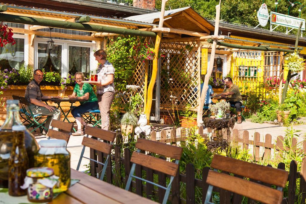 Kraeuterbaude Hotel Saupsdorf ภายนอก รูปภาพ